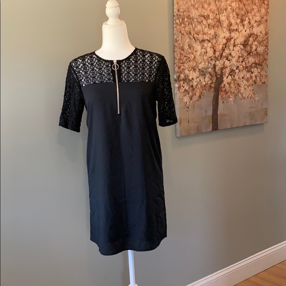 Avec Les Filles Lace Insert Mini Shift Dress - Picture 2 of 6